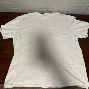 White Lululemon T shirt